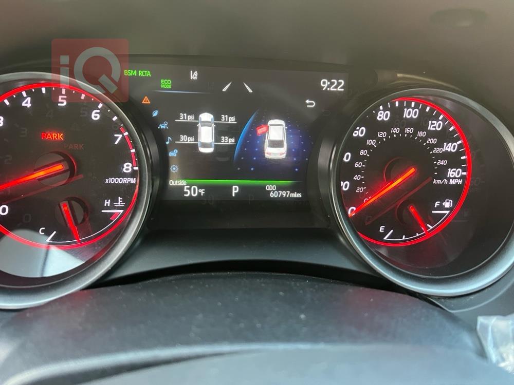 تۆیۆتا کامری